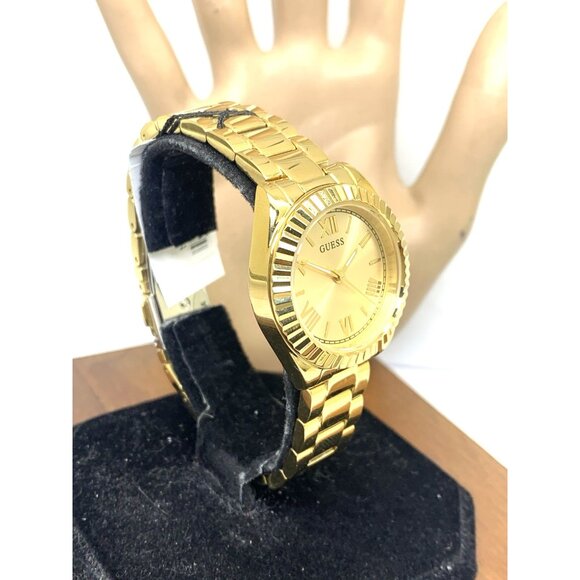 Guess Women\'s Watch GW0687L2 Quartz Gold Dial Stainless Steel 30mm main image 5